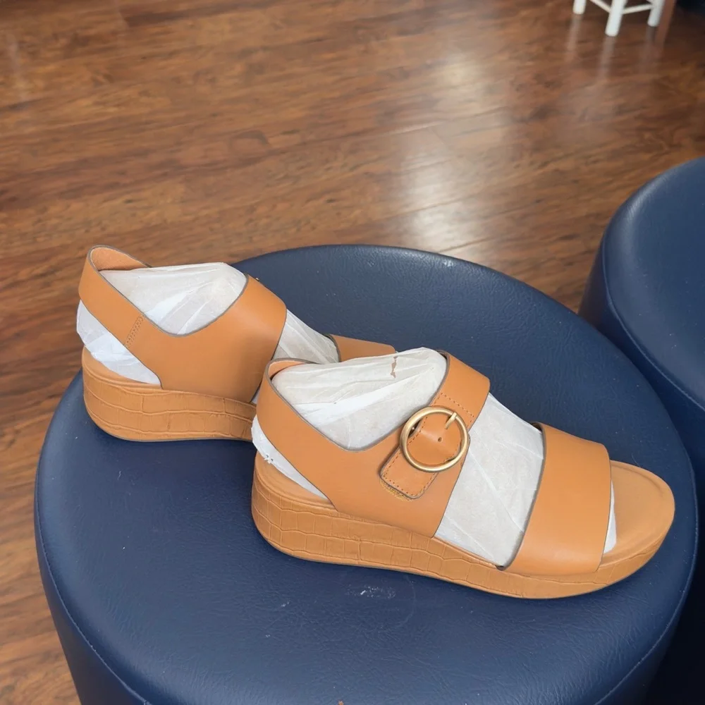 Women's Sofft Faedra Tan Wedge Sandals Sz 8.5 New‎ without box
